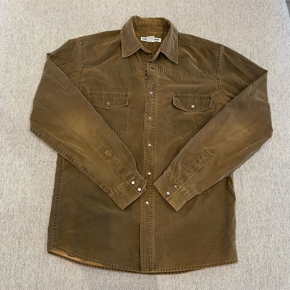 Men’s vintage pearl snap shirt medium